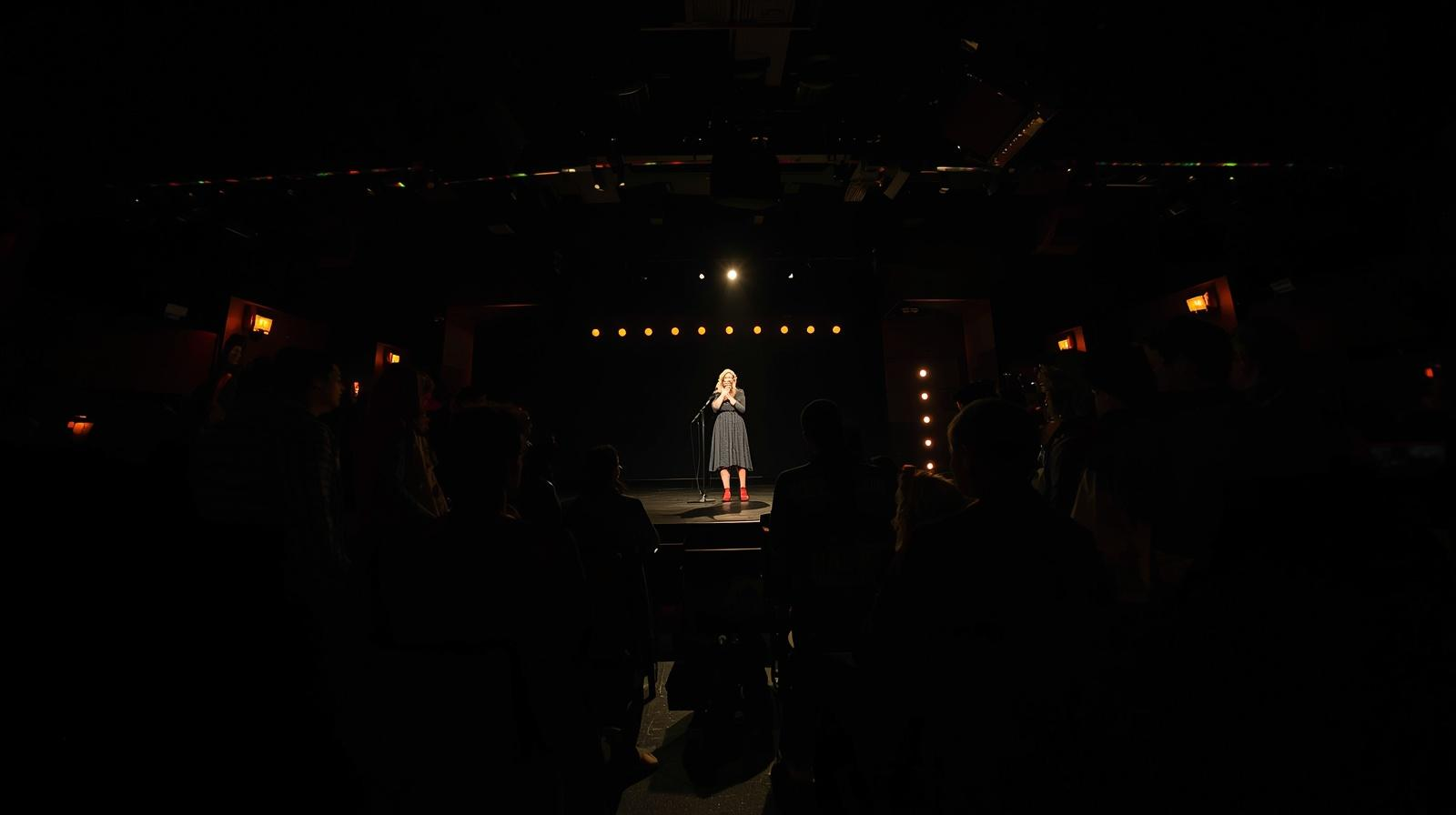 Sarasota Comedy Shows 2026: Why More People Are Choosing Live Comedy Again